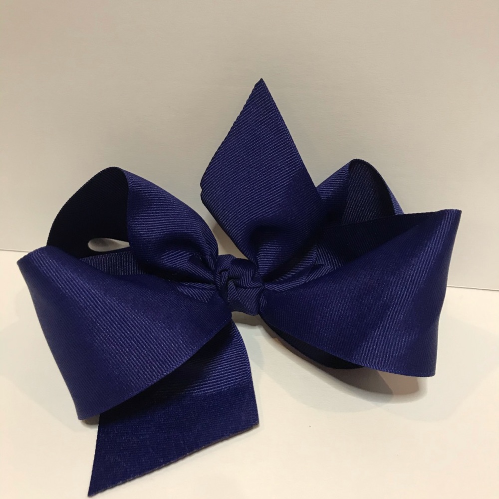 Girls large hair bow